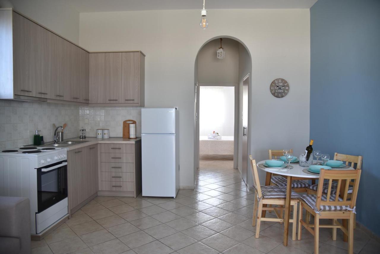 Family Apartments 1 Lechaio Ngoại thất bức ảnh